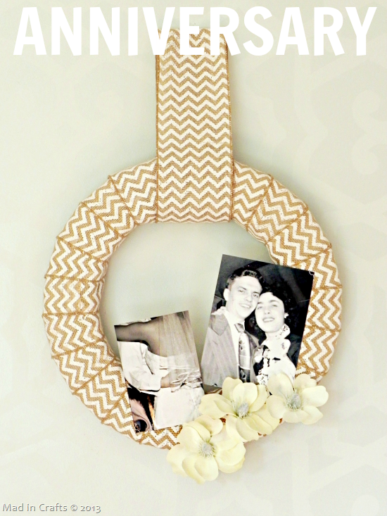 [Year-Round-Vintage-Photo-Wreath3.png]