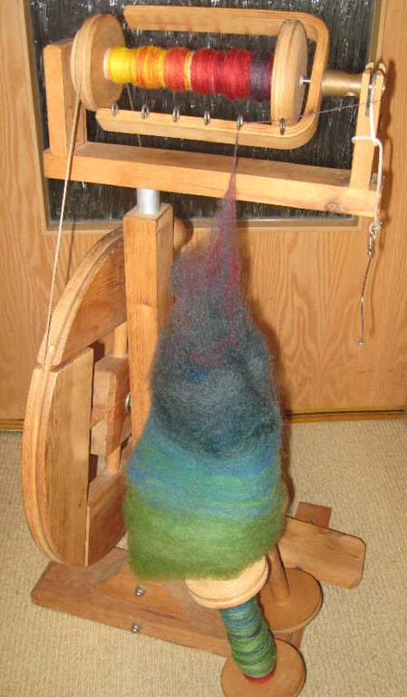 [9%2520-%2520Regenbogen-Single%2520spinnen%255B3%255D.jpg]