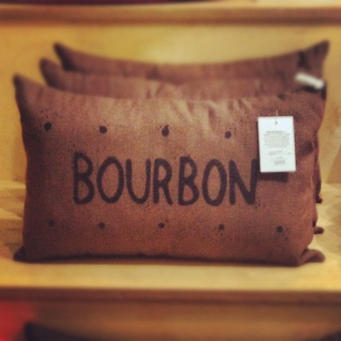 #156 - Bourbon biscuit cushions