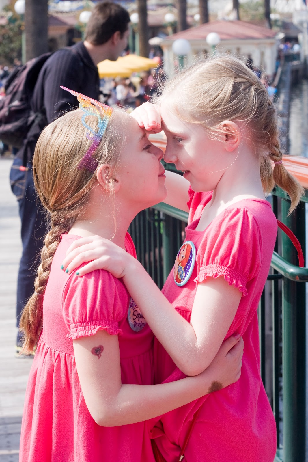 [Sophie-and-Elise-measuring-heights-2.jpg]