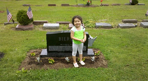 Dee Dee at Susy Bierer (nee Andrews)  Laurel Hill Cemetery Erie PA 2012-06-09_11-32-57_929
