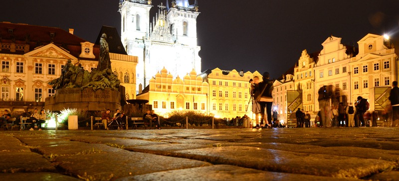 [Prague-at-Night393.jpg]