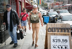 Nudista a San Francisco
