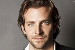 Bradley Cooper és egy baljós invázió