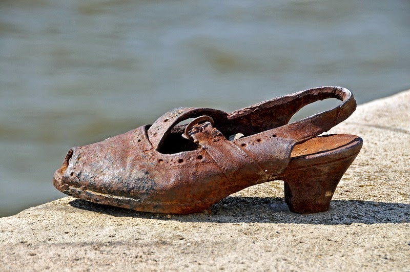 shoes-on-danube-7