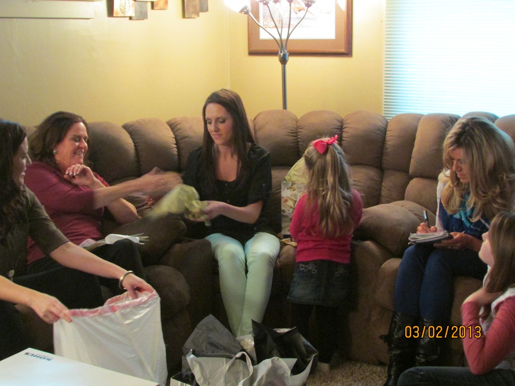 [Bridal%2520Shower%2520-%2520Christina%252C%2520Therese%252C%2520Amy%252C%2520Julie%2520Savanna%2520and%2520Faith%2520Dobney%255B4%255D.jpg]