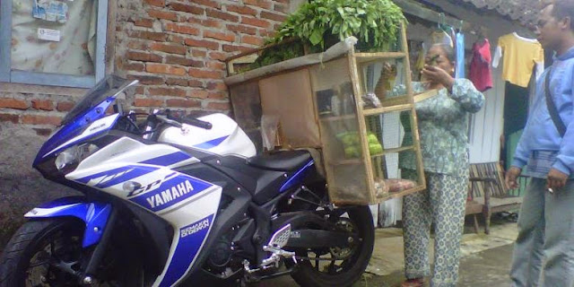 Heboh,pedagang sayur menggunakan motor sport di Magelang Heboh,pedagang sayur menggunakan motor sport di Magelang
