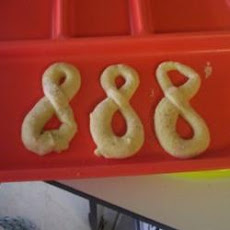 Sour Cream Figure-Eights
