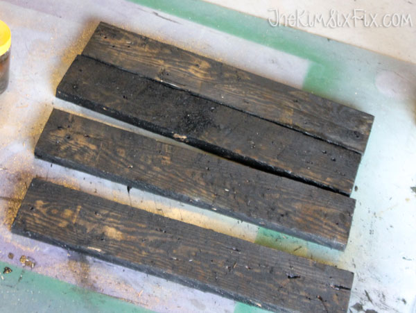 Stained pallet wood