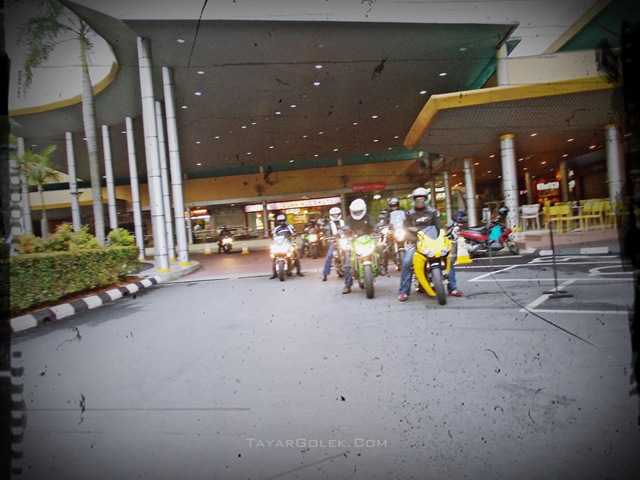 [DSCN02458.jpg]
