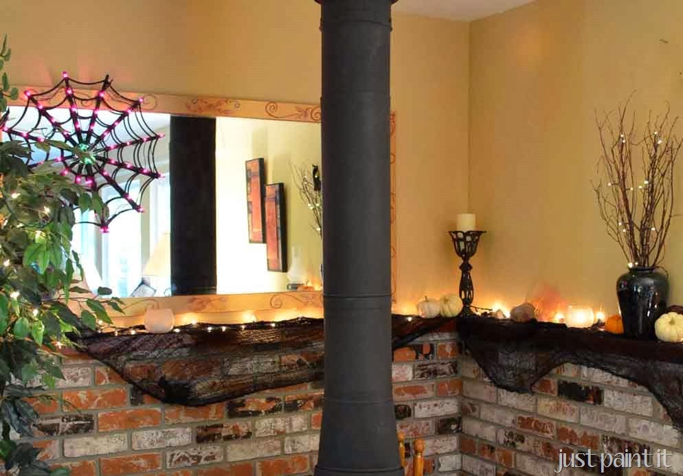 [Halloween-Mantel-A%255B2%255D.jpg]