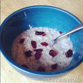 [Oatmeal%2520with%2520Chia%2520Seeds%2520and%2520Dried%2520Cranberries%255B8%255D.jpg]