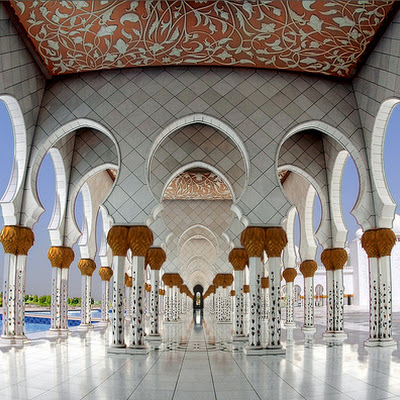 Sheikh Zayed Mosque in Abu Dhabi.<br> © Steffen Jakob<br> 4838216009.jpg