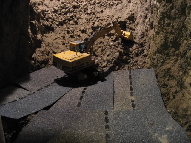 [Joe-Basement-305.jpg]