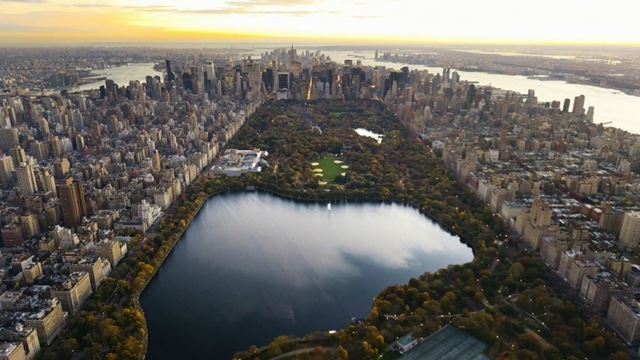 [edificios-y-rascacielos-en-Central-Park-Nueva-York%255B4%255D.jpg]