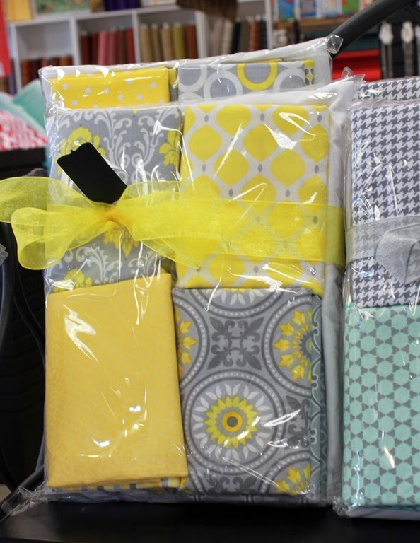 [yellow%2520and%2520gray%2520quilt%2520kit%255B3%255D.jpg]