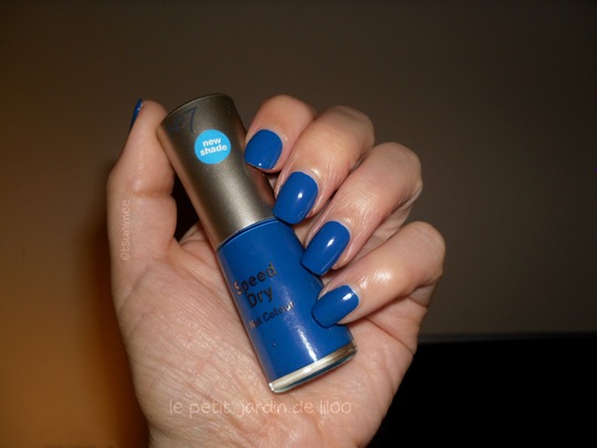 11-boots-no-7-polish-poolside-blue