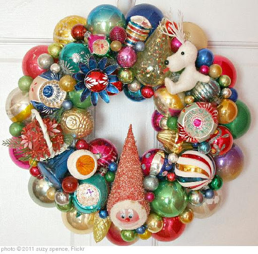 'Vintage Christmas Ornaments Wreath Shiny Brite' photo (c) 2011, suzy spence - license: http://creativecommons.org/licenses/by/2.0/