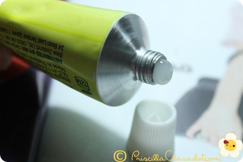 Priscilla review Thursday Plantation tea tree oil 7