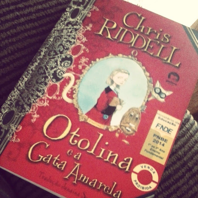 Entre Canastras & Baús: Resenha: Otolina e a Gata Amarela