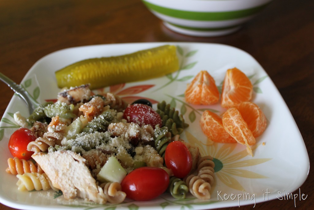 [chicken%2520pasta%2520salad%2520%25287%2529%255B8%255D.jpg]