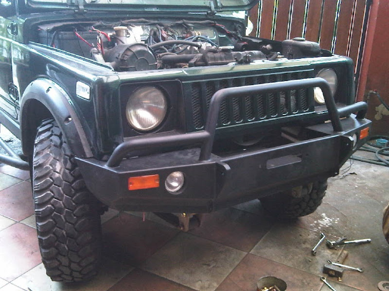 Aksesoris mobil variasi Suzuki Jimny Katana title=