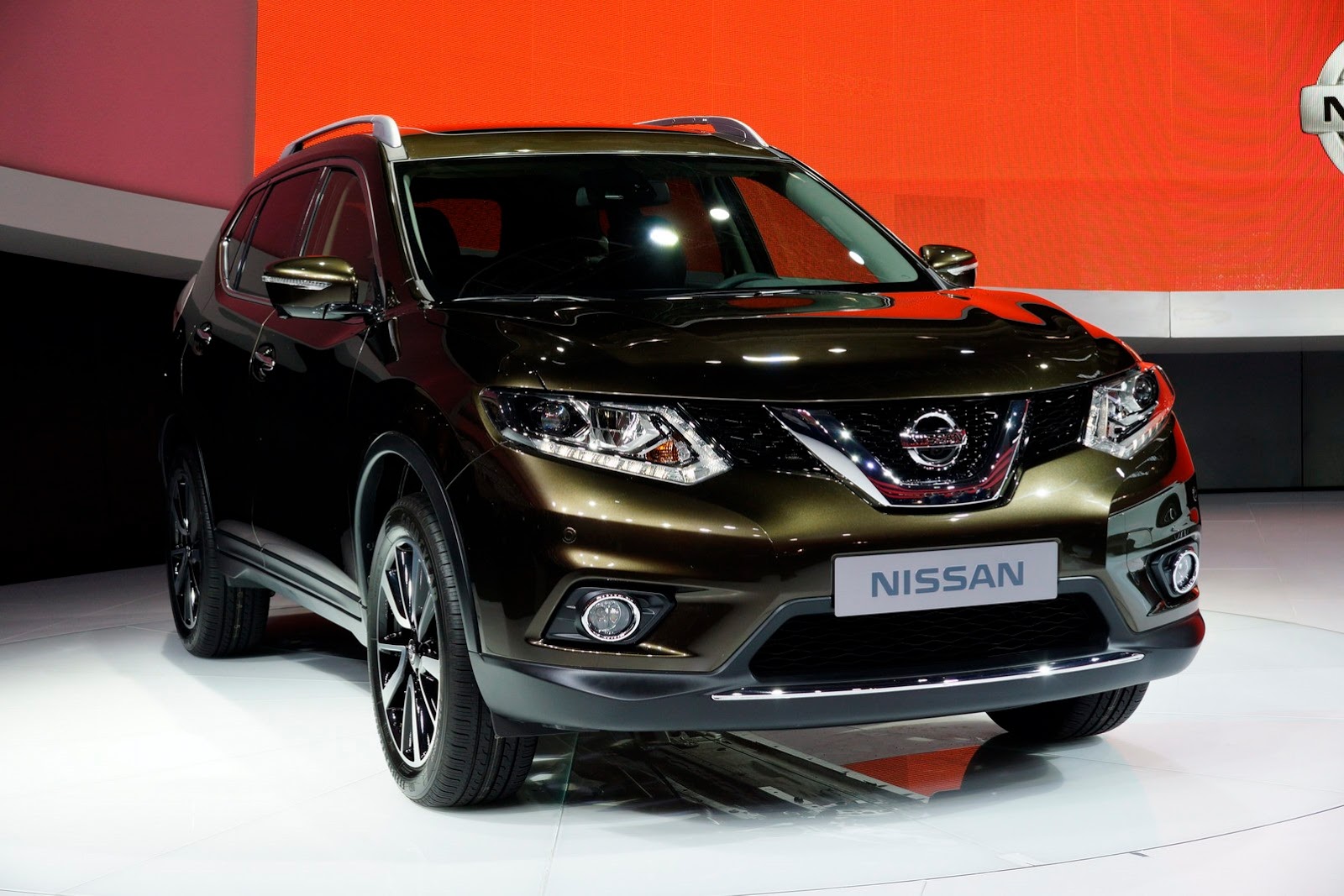 [2014-Nissan-Rogue-X-Trail-SUV-12%255B2%255D.jpg]