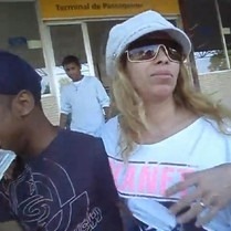 [Joelma%2520e%2520f%25C3%25A3%255B2%255D.jpg]