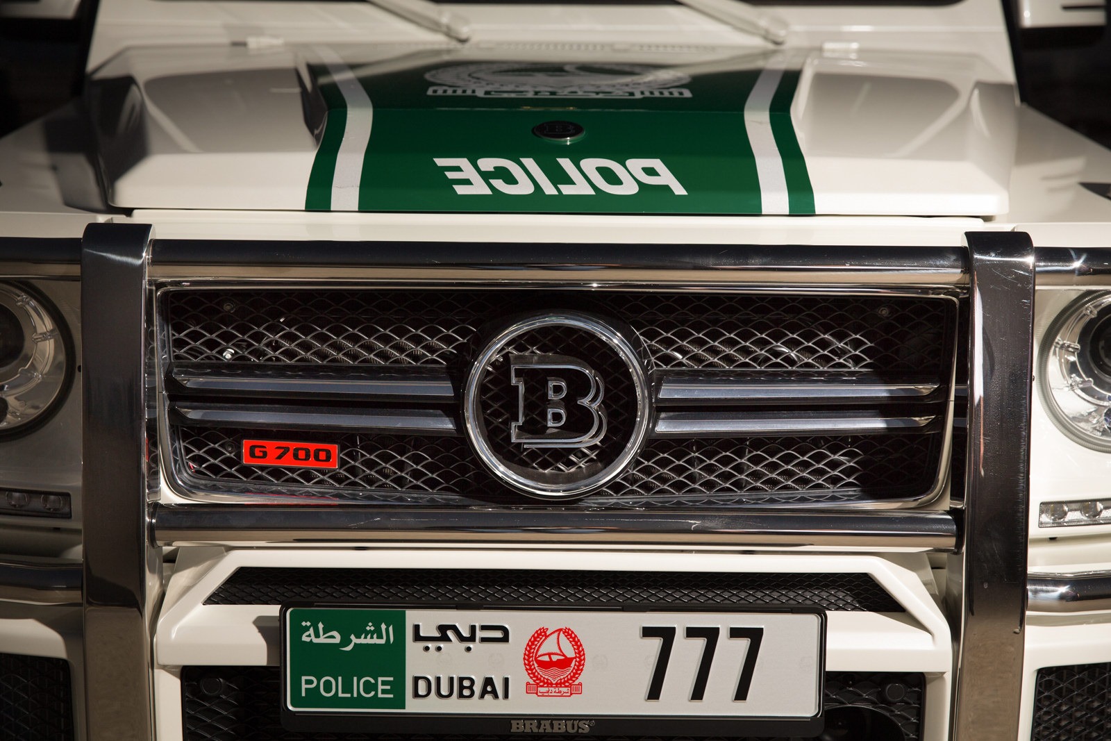 [Brabus-B63S-700-Widestar-Dubai-Police-Car-7%255B5%255D.jpg]