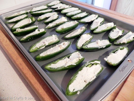 fill jalapenos with cream cheese mixture