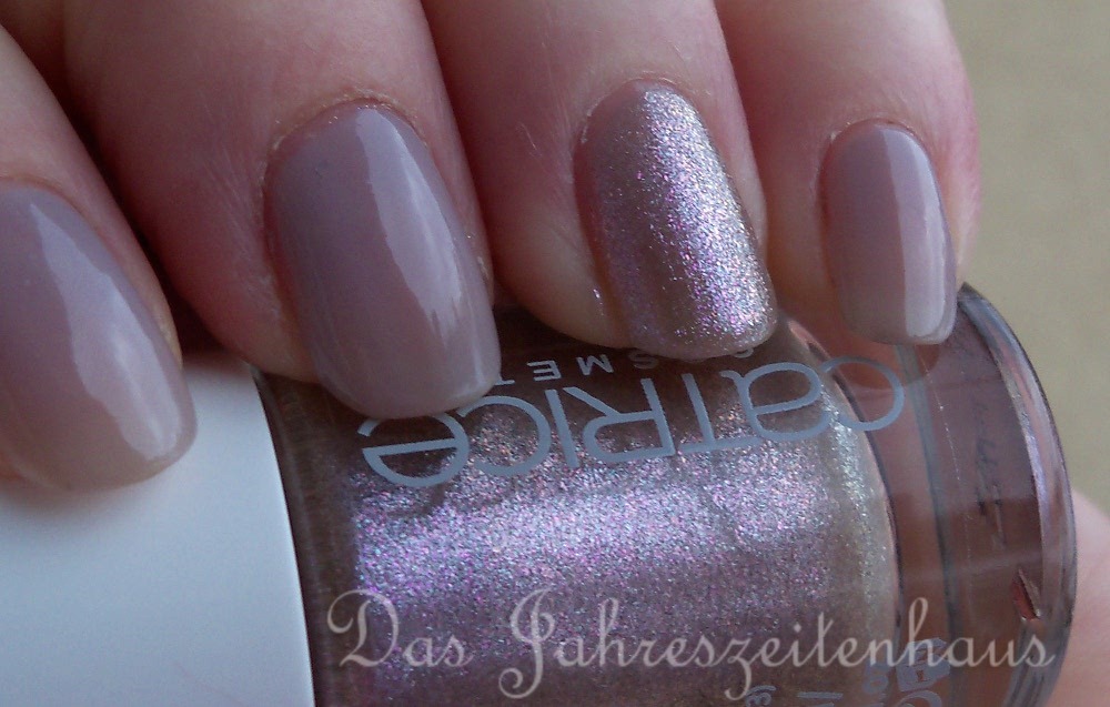 [Catrice%2520Siberian%2520Call%2520Rest%2520in%2520the%2520Forest%2520Nagellack%25202%255B4%255D.jpg]