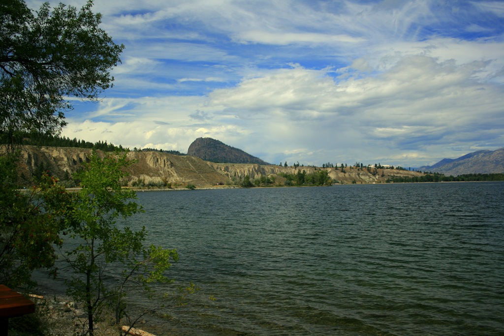 [Lakeside%2520day%2520use%2520parks%2520in%2520Summerland%255B5%255D.jpg]