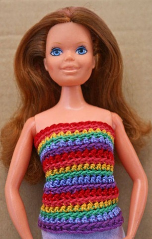 [crochetrainbowdolltopfront2%255B23%255D.jpg]