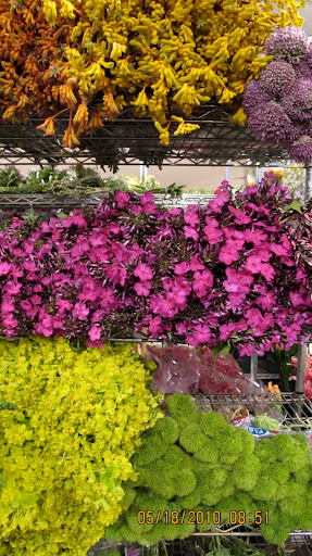 This fuchsia/chartreuse combo is hard to beat.