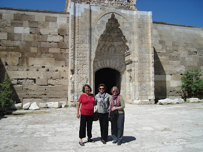 Day 7 : Visit to the 13th century Sultanham  Caravanserai, where the medieval merchants used to stay overnight.