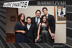 Fotos do evento Guilherme Simantob - 20.08.11. Foto numero 071 da Social Click Fotografia Digital, do Rio de Janeiro, RJ, que faz fotos divertidas, fotos malucas, fotos com fantasias, fotos na hora, fotografia maluca, fotografia divertida com molduras personalizadas. fotos divertidas malucas foto maluca animadas animado rj rio de janeiro divertida fantasia animada aniversario 15 anos fotografo no fotografia casamento festa
