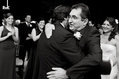 Fotos do evento Joana e Mauro. Foto numero 17 de Rogerio von Kruger, fotografo no Rio de Janeiro (RJ), que faz fotos de casamento, fotos de musica, fotos de shows e fotos de eventos. Rogerio von Kruger faz fotos digitais de casamento no Rio de Janeiro, RJ. fotos de casamento foto digital rio janeiro rj festa noiva noivas festas album casamentos digitais retrato fotografia penteado