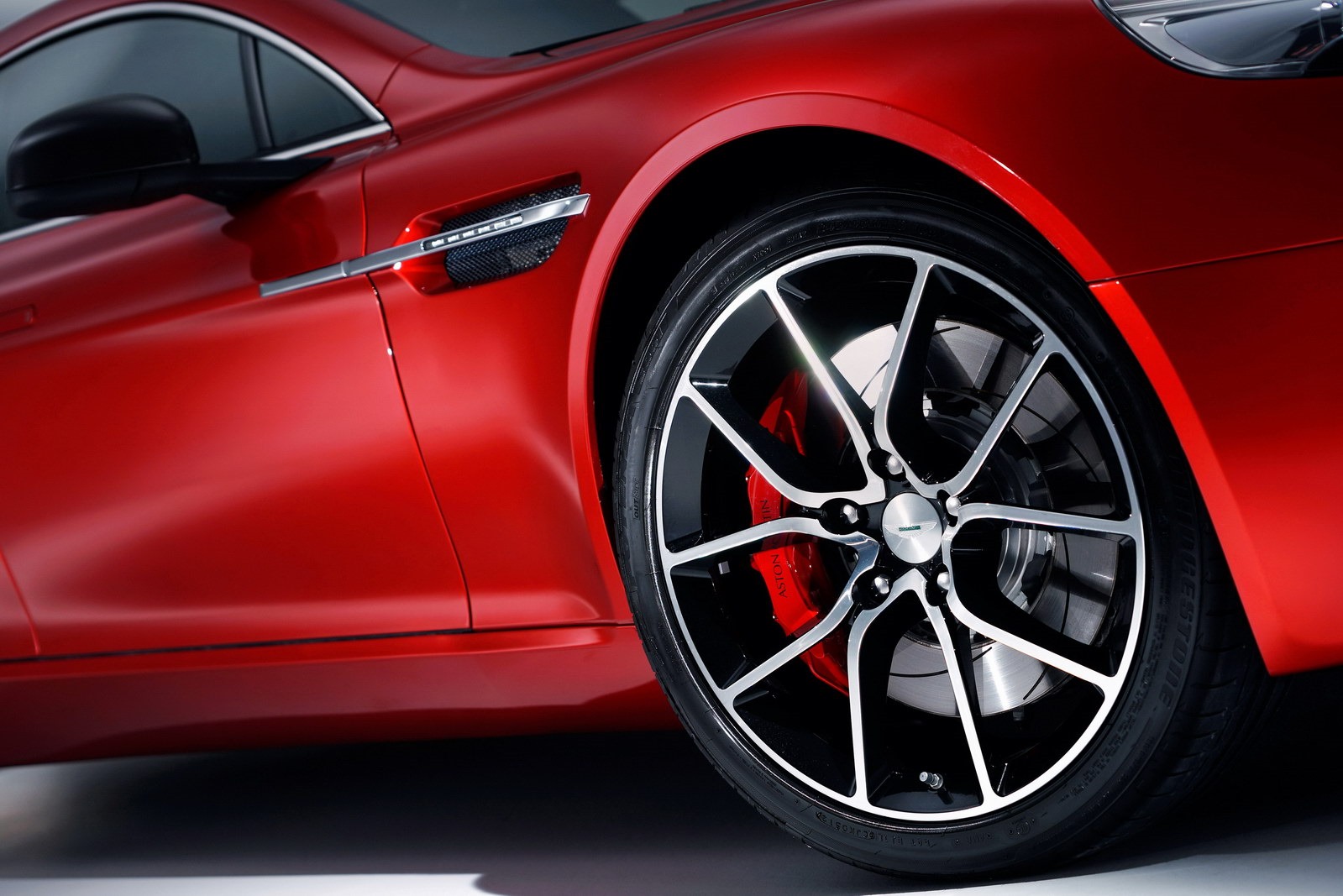 [Aston-Martin-Ra   pide-S-37%255B2%255D.jpg]