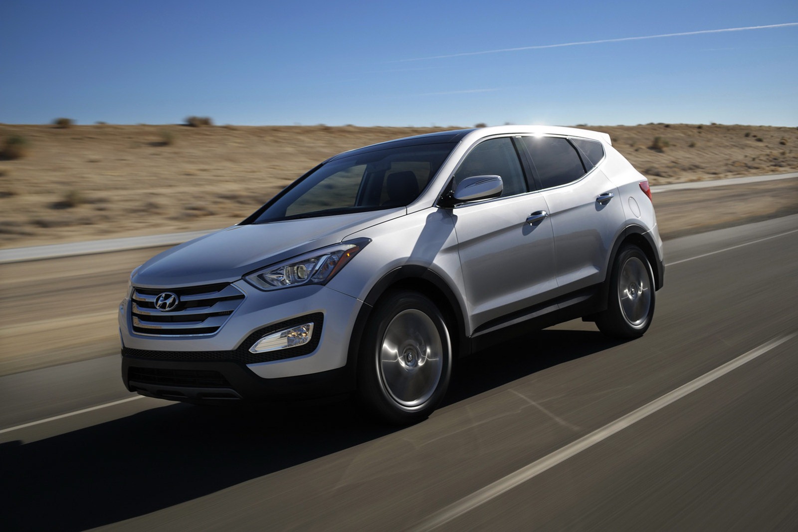 2013-Hyundai-Santa-Fe-Sport-5[2].jpg