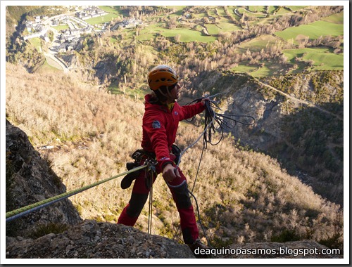 Via Diedro Sajuma 190m 6b (6a A0 Oblig) (Peña Solano, Escarrilla) (Omar) 0960 Via Diedro Sajuma 190m 6b (6a A0 Oblig) (Peña Solano, Escarrilla) (Omar) 0960