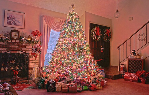 [beautiful-christmas-christmas-gifts-christmas-ornaments-christmas-tree-Favim.com-248624_large%255B3%255D.jpg]