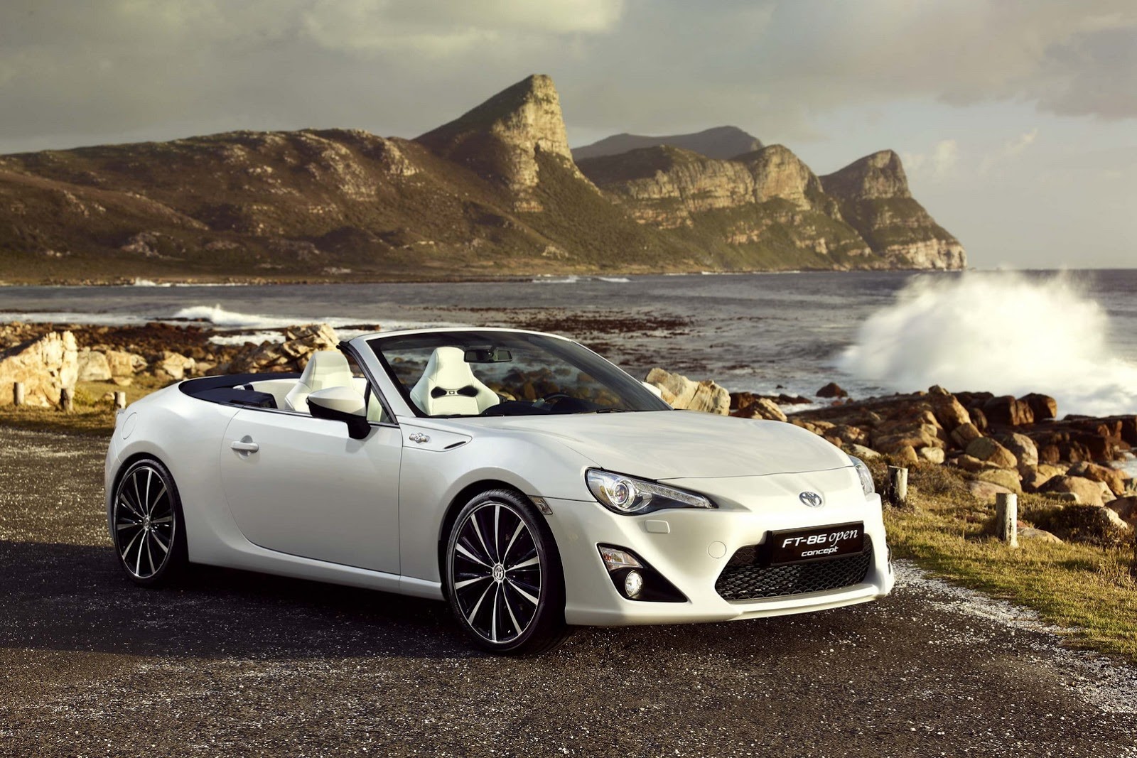 [Toyota-FT-86-Open-Top-13%255B2%255D.jpg]