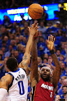 Miami Heat Hang on for Game 3 Win. Take 2 1 NBA Finals Lead. lebron james nba 110605 mia at dal 20 game 3 Miami Heat Hang on for Game 3 Win. Take 2 1 NBA Finals Lead.