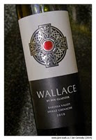 Wallace-2010-Glaetzer-Wines
