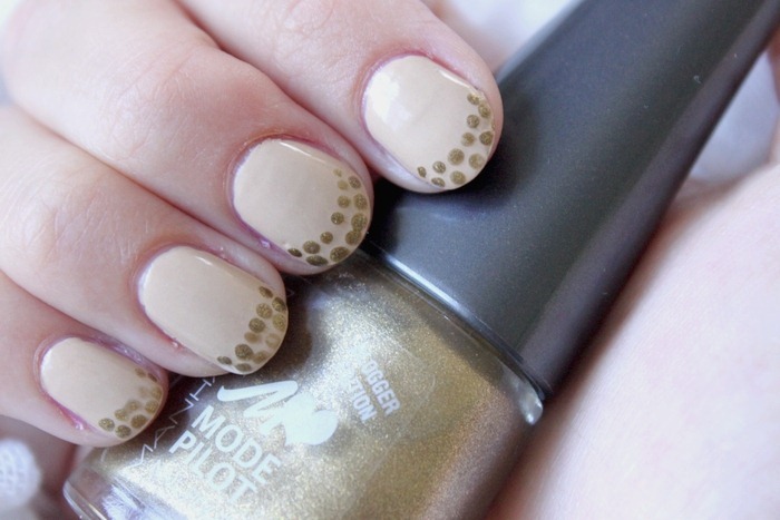 nails2 nails2
