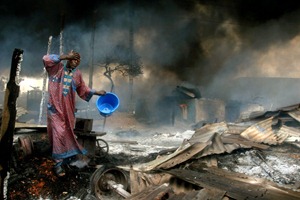 © Akintunde Akinleye, Nigeria, Reuters<br /><br />2007 World Press Photo Contest<br /><br />1st Prize Spot News Singles