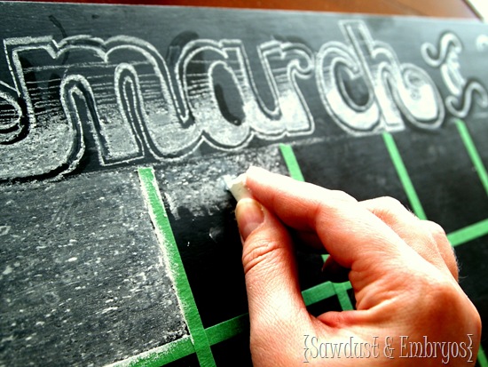 Chalkboard Calendar {Sawdust & Embryos}