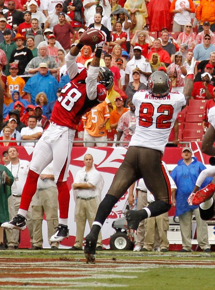 [Thomas%252BDeCoud%252BAtlanta%252BFalcons%252Bv%252BTampa%252BBay%252BhQuW6VFUrxNl%255B4%255D.jpg]