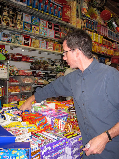 Selecting more candy...