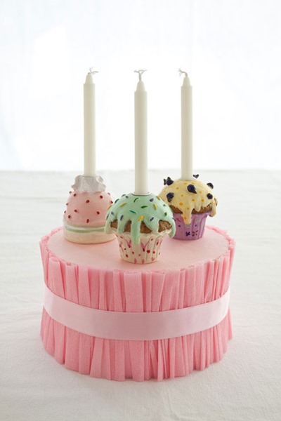 ruffled-cake-stand-1